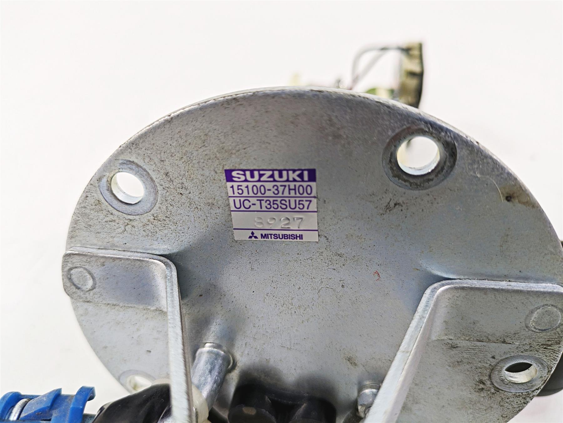 2009 Suzuki GSXR750 K9 Fuel Gas Petrol Pump - Tested 15100-37H00 15100-37H01 {{ shop.shopifyCountryName }} - Mototech271