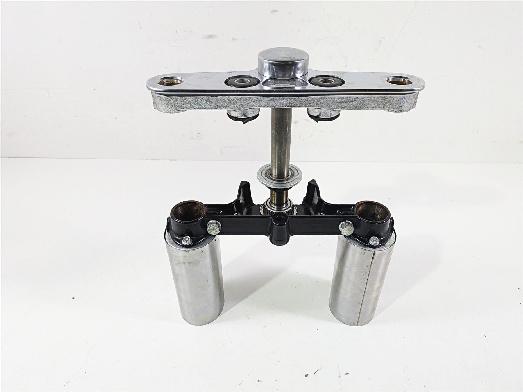 2014 Harley FLS Softail Slim Upper & Lower Triple Tree Set 45605-00A 45456-86B | Mototech271