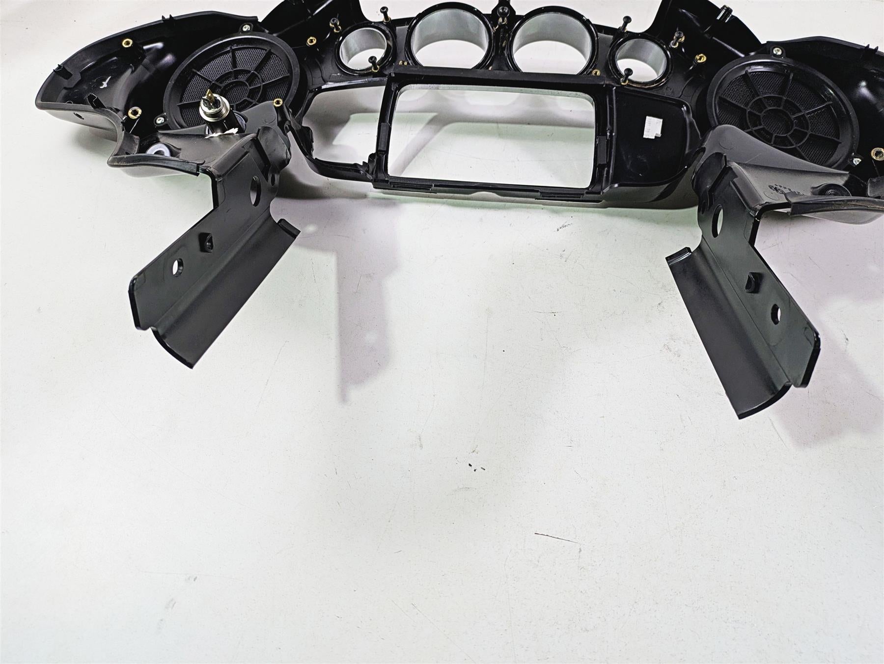 2015 Harley Touring FLHTKL Electra Glide Inner Front Nose Fairing 57000064DH {{ shop.shopifyCountryName }} - Mototech271