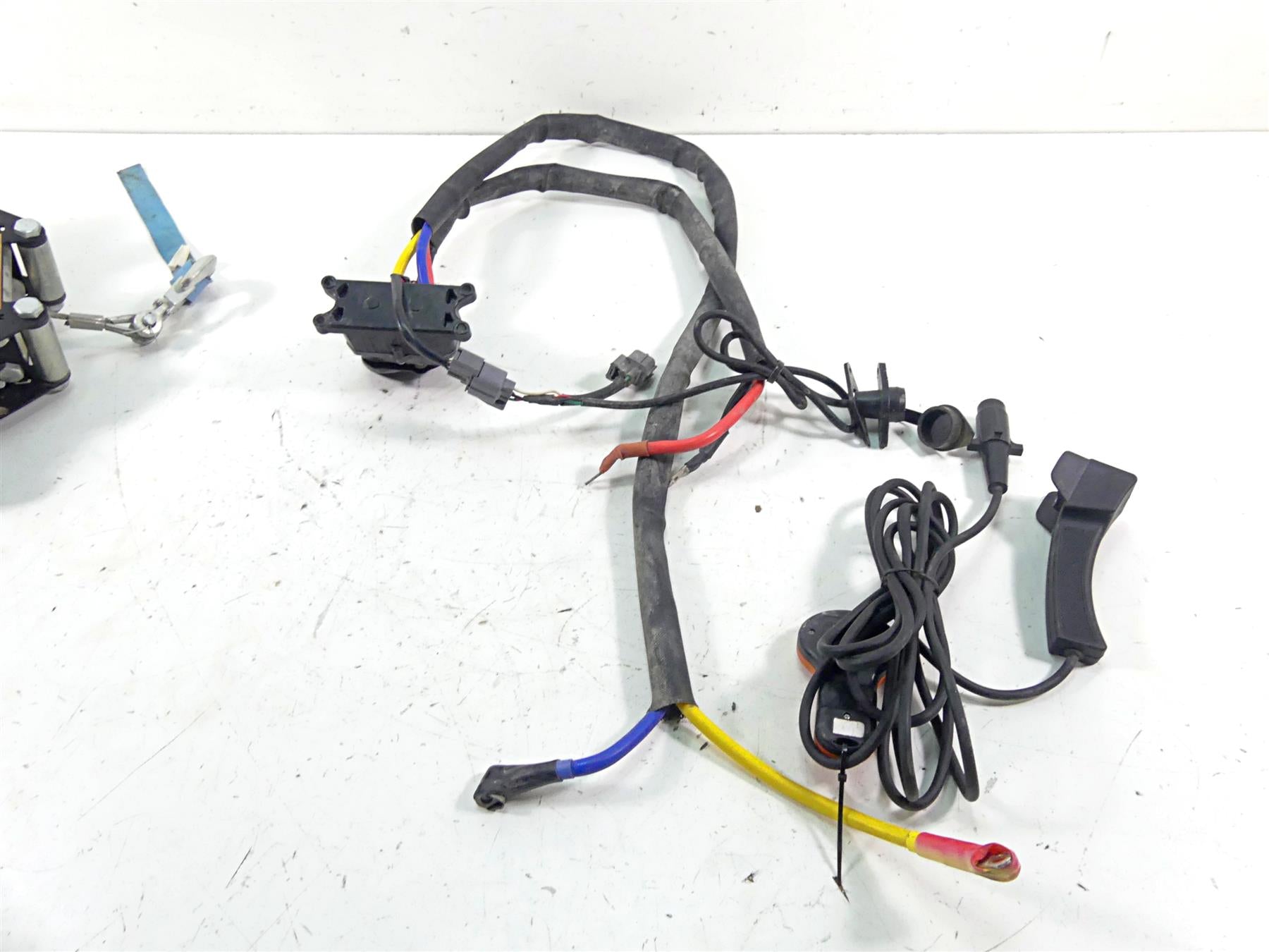 2021 CFMoto Zforce 950 Sport Winch & Mount & Control Set 5BY0-150700-10000 {{ shop.shopifyCountryName }} - Mototech271