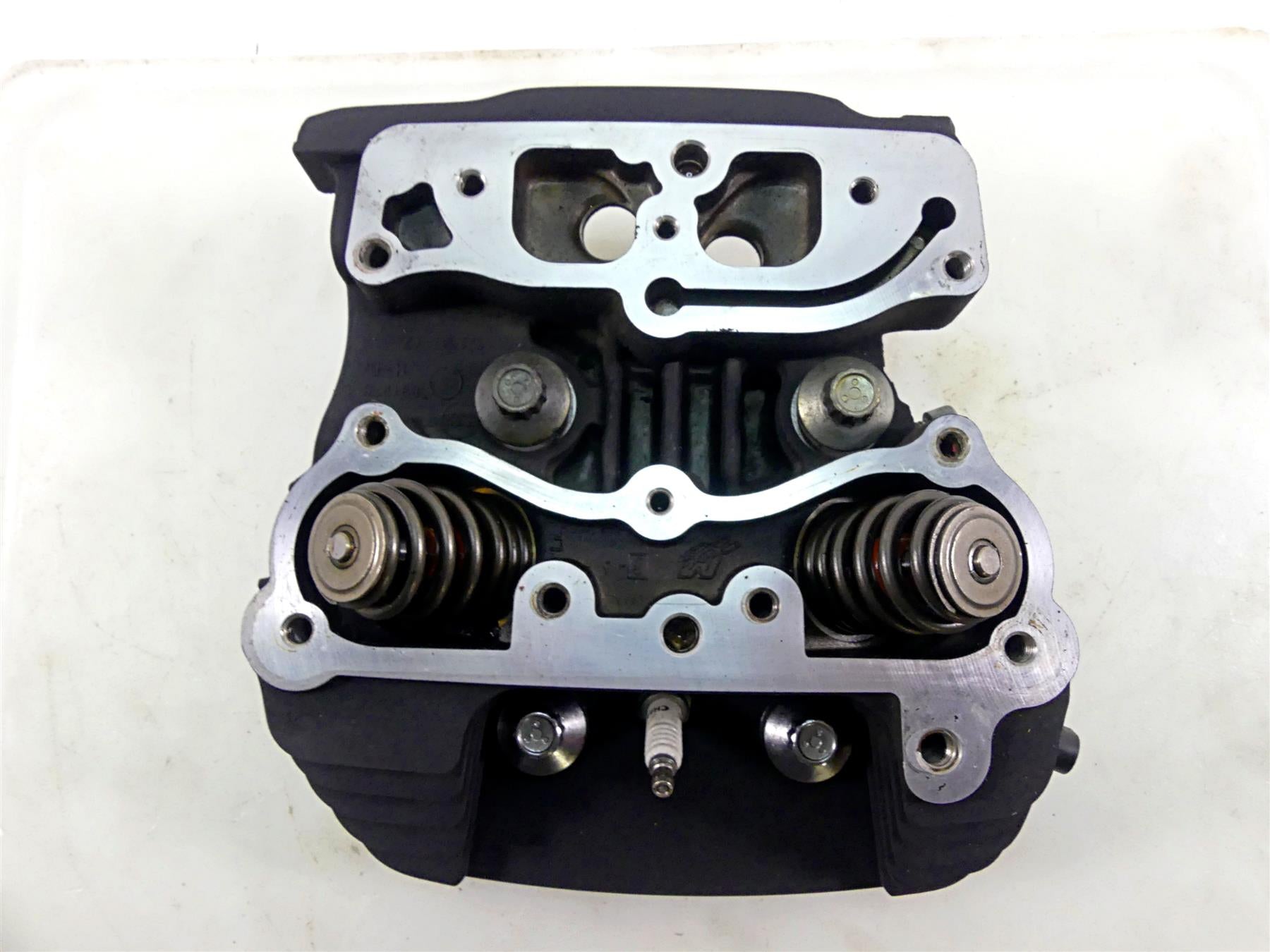2007 Harley Touring FLHRC Road King Front Cylinder Head Cylinderhead 96 17178-06 {{ shop.shopifyCountryName }} - Mototech271