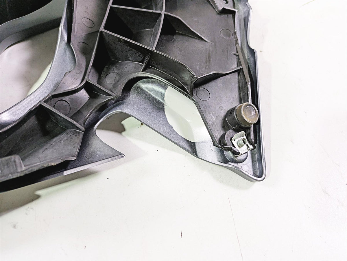 2017 BMW F800GS Adv K75 Right Main Tank Fairing Cover 46638530530 {{ shop.shopifyCountryName }} - Mototech271