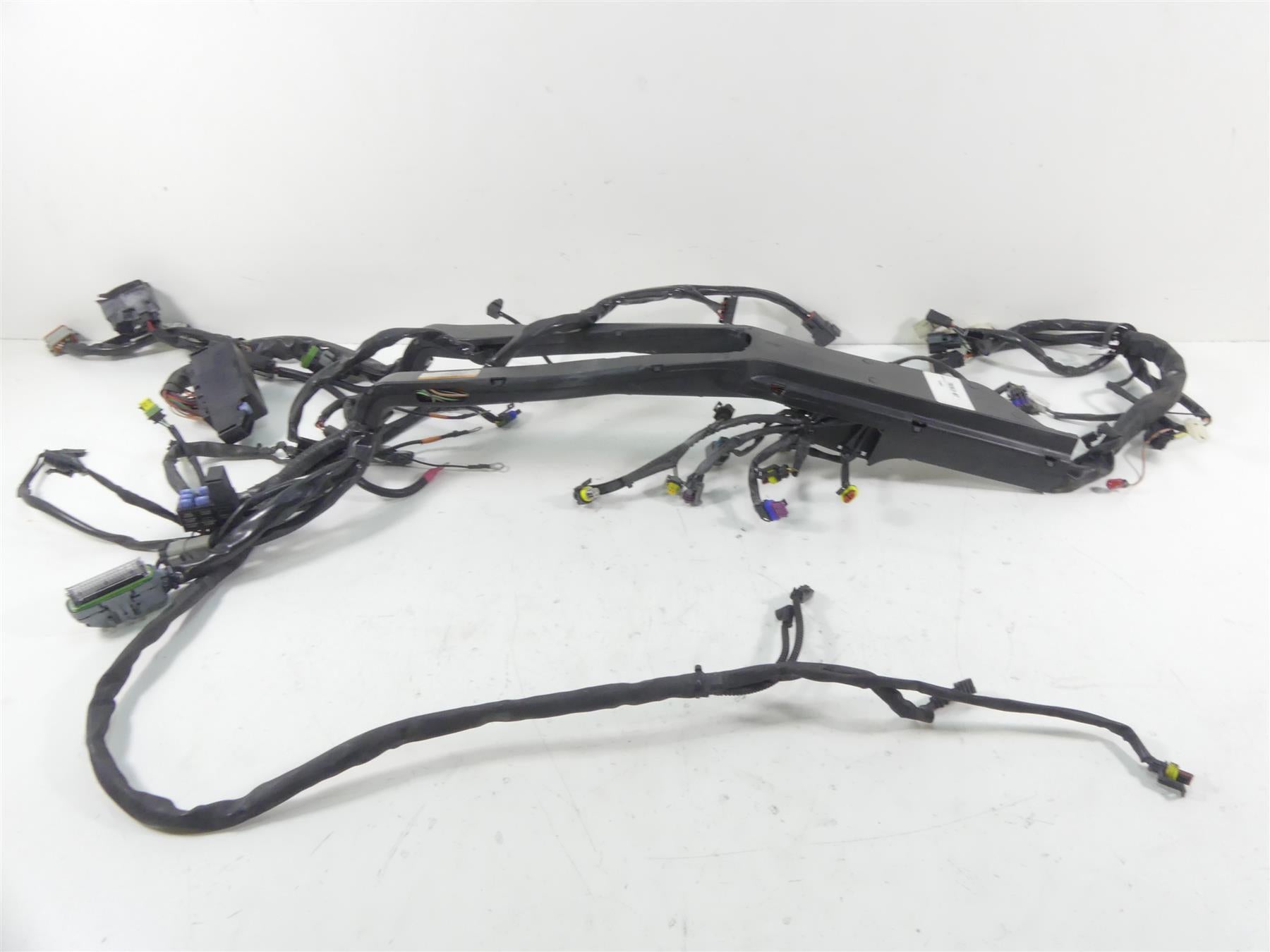 2007 Harley Touring FLHR SE CVO Road King Main Wiring Harness - No Cuts 70363-07 {{ shop.shopifyCountryName }} - Mototech271