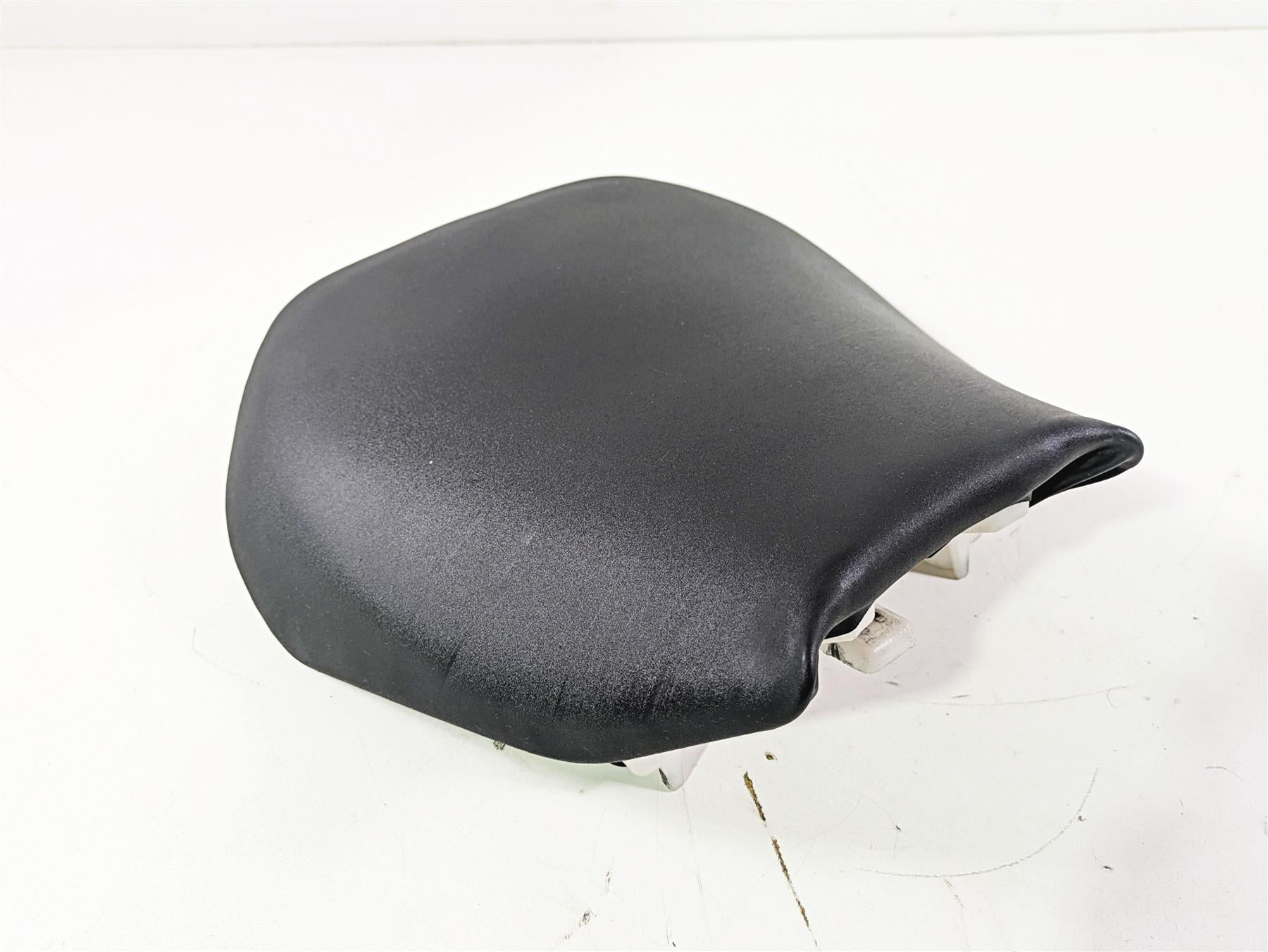 2005 Kawasaki ZX1000 ZX10R Ninja Driver Rider Seat Saddle 53066-0046-MA {{ shop.shopifyCountryName }} - Mototech271