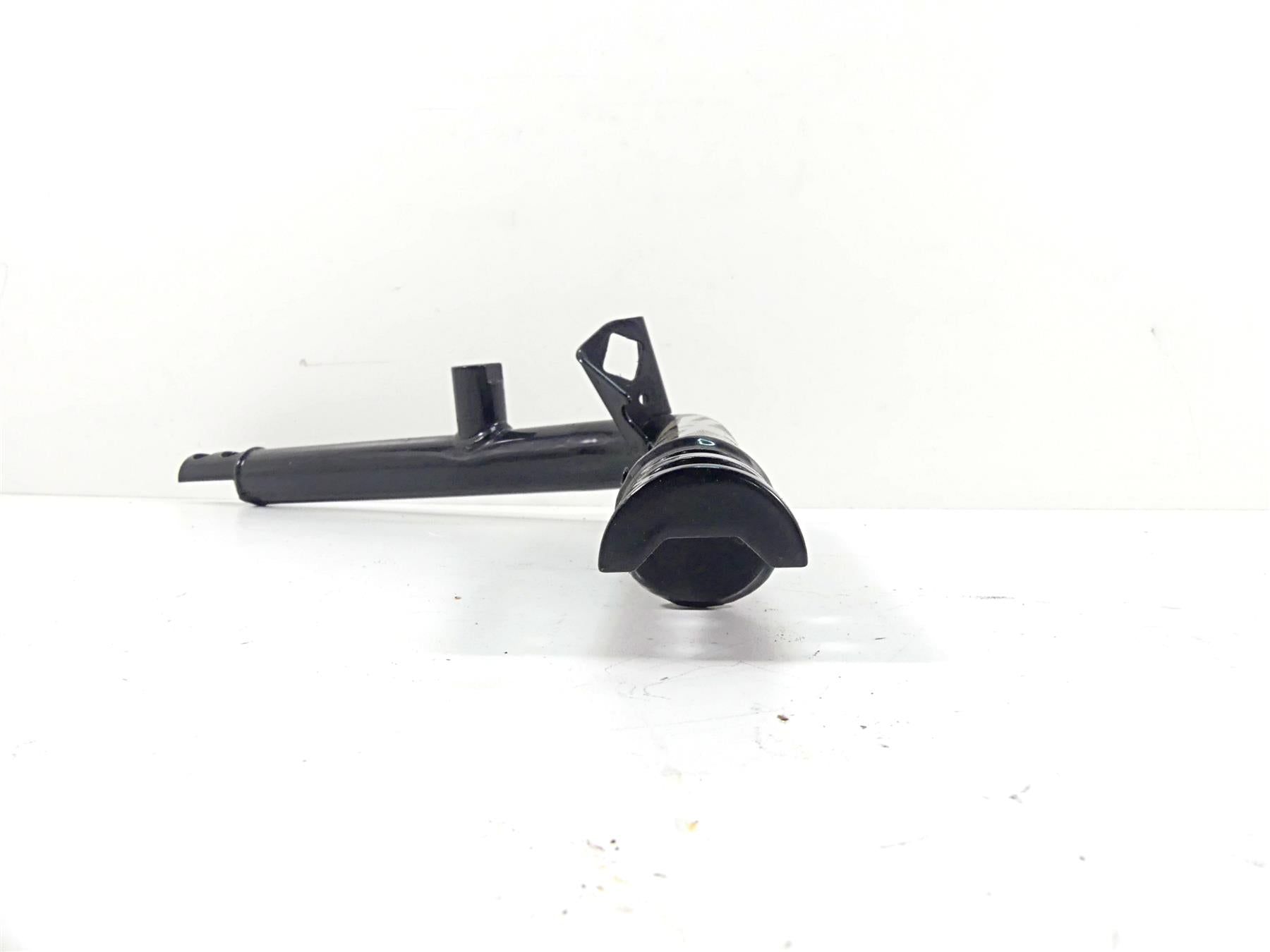 2013 Harley VRSCF Muscle Vrod Right Front Frame Downtube Rail - Read 47988-12BK {{ shop.shopifyCountryName }} - Mototech271