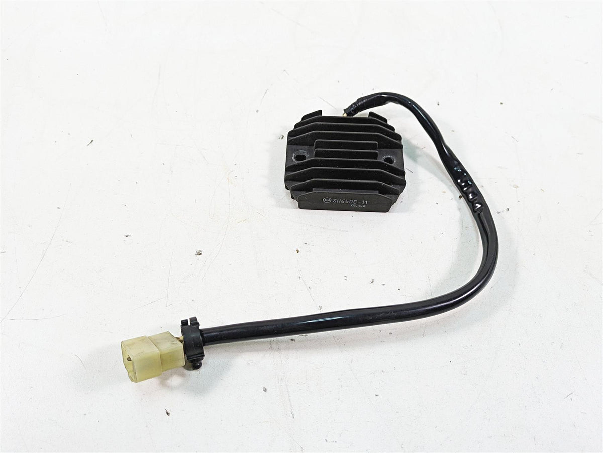 2002 Yamaha FZ1 FZS1000 Fazer Rectifier Voltage Regulator SH650C 5FL-81960-00-00 {{ shop.shopifyCountryName }} - Mototech271