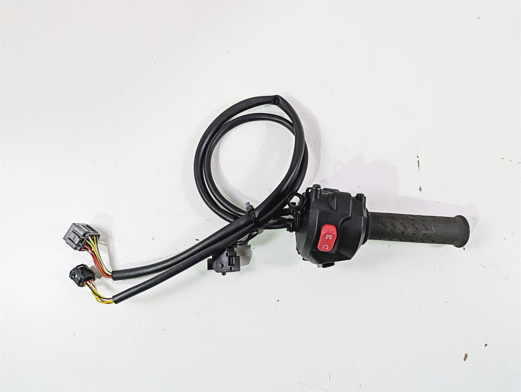 2013 Triumph Tiger 1215 Explorer Right Hand Throttle Control Switch T2041644 {{ shop.shopifyCountryName }} - Mototech271