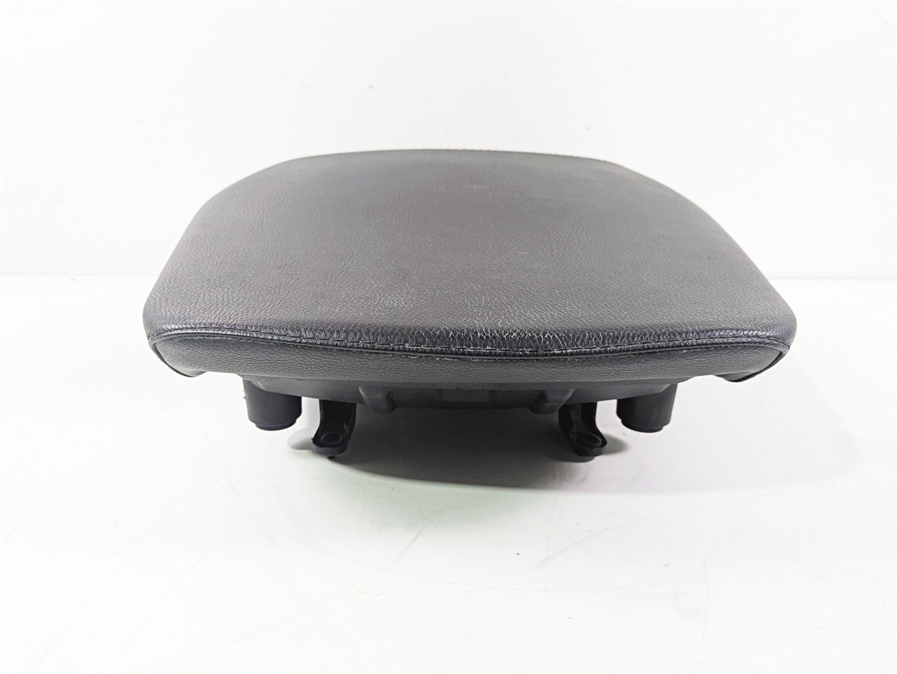 2016 BMW R1200RT K52 Rear Heated Passenger Seat Saddle 52537728824 {{ shop.shopifyCountryName }} - Mototech271