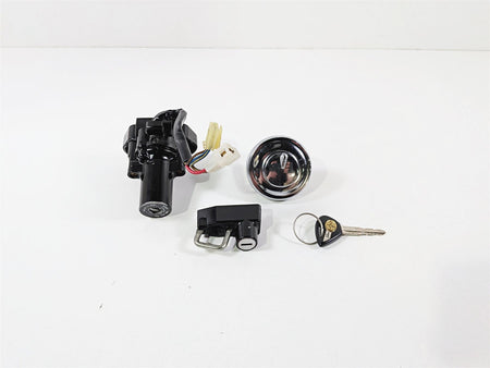 2006 Yamaha XVZ1300 Royal Star Ignition Switch Key Gas Cap Lock Set 1D6-82501-00-00 {{ shop.shopifyCountryName }} - Mototech271