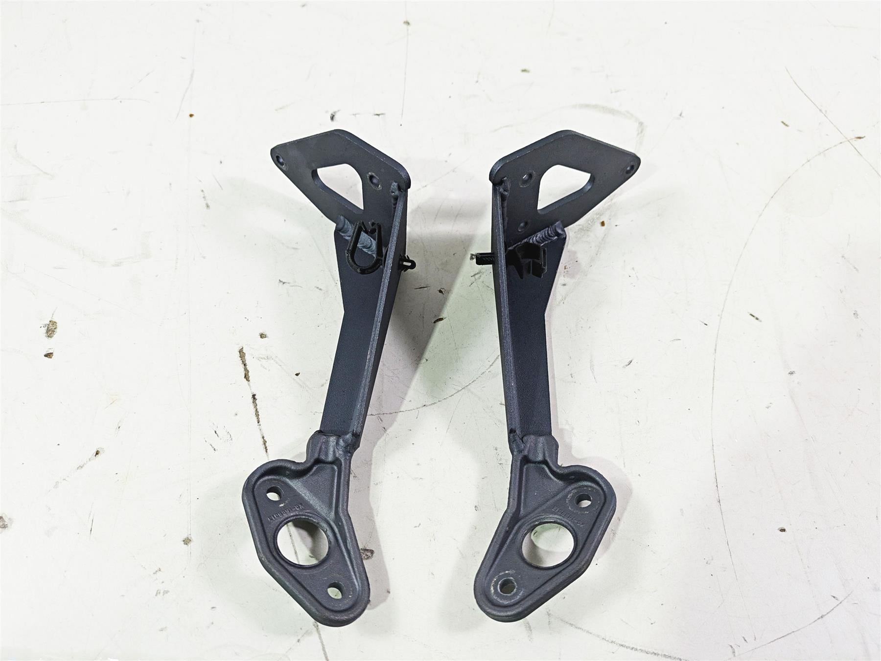 2008 Aprilia RSVR 1000 Factory Mirror Support Bracket Set AP8134766 AP8146506 {{ shop.shopifyCountryName }} - Mototech271