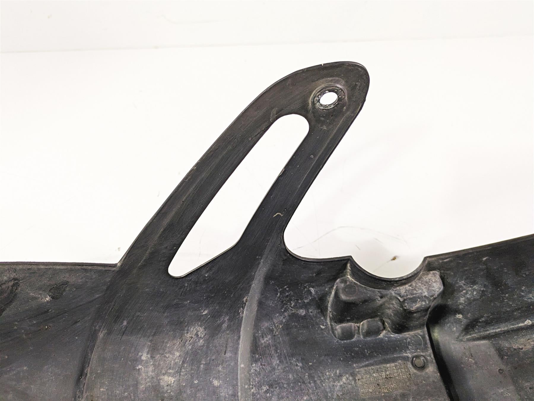 2004 BMW R1150GS R21 Front Lower Fender Mud Guard 46612328682 {{ shop.shopifyCountryName }} - Mototech271