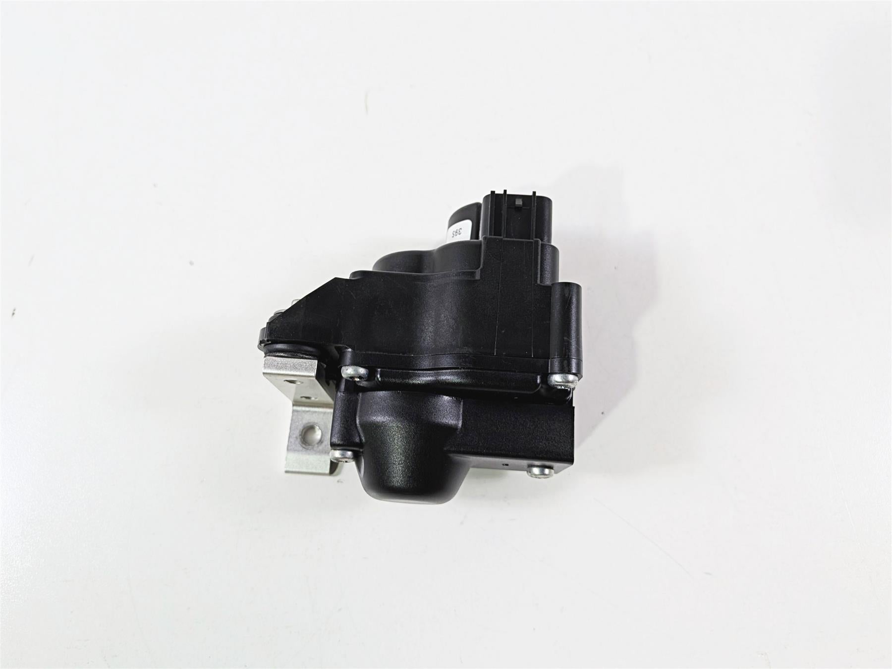 2024 Yamaha YZF R1 RN65 Exhaust Header Servo Flap Motor 2CR-85820-00 {{ shop.shopifyCountryName }} - Mototech271