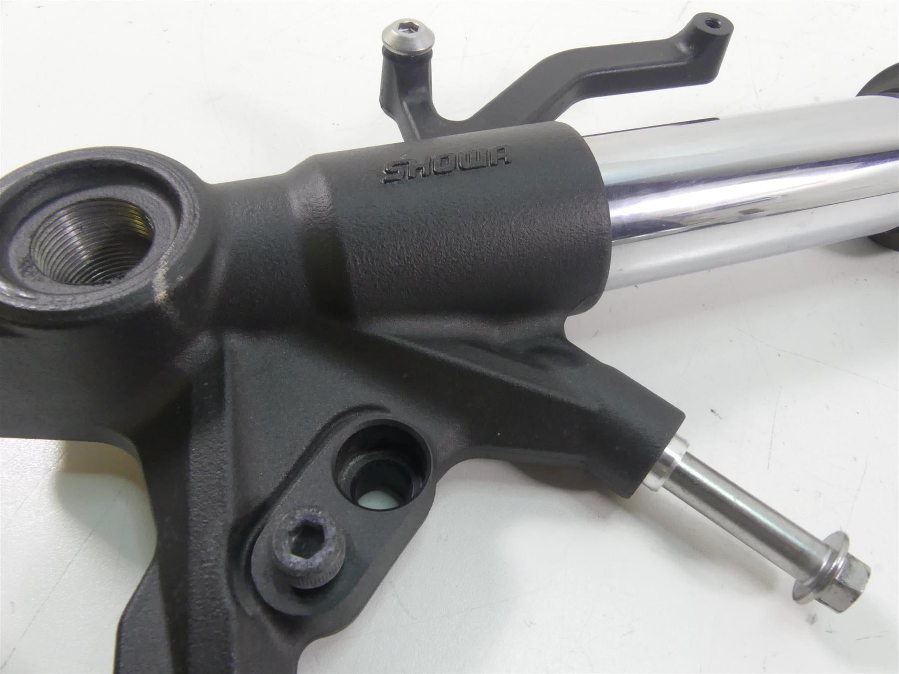 2013 Kawasaki ZX636 ZX6R Ninja Left Showa Front Fork - For Parts 44071-0834-39V {{ shop.shopifyCountryName }} - Mototech271
