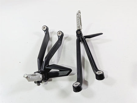 2020 Triumph Street Triple 765RS Rear Passenger Footpeg Set T2088156 T2088157-Mototech271