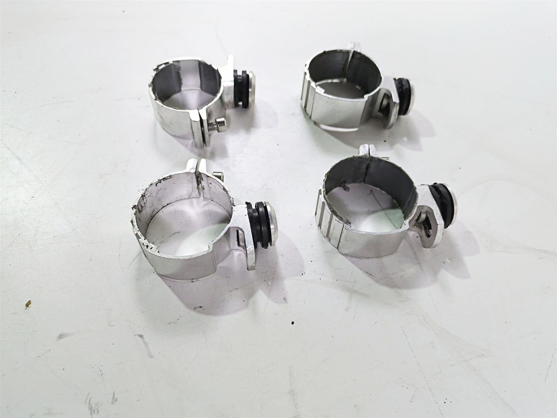 2017 Harley Dyna FXDB Street Bob Windshield Wind Shield Screen Clamps Mount Set {{ shop.shopifyCountryName }} - Mototech271