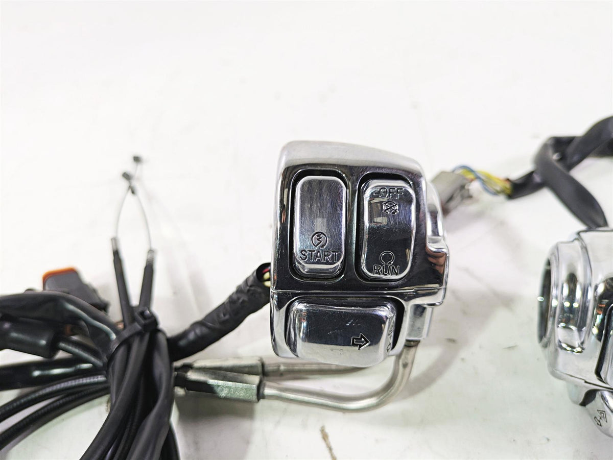 2004 Harley Softail FLSTF Fat Boy Nice Chrome Hand Control Switch Set 71682-06 {{ shop.shopifyCountryName }} - Mototech271