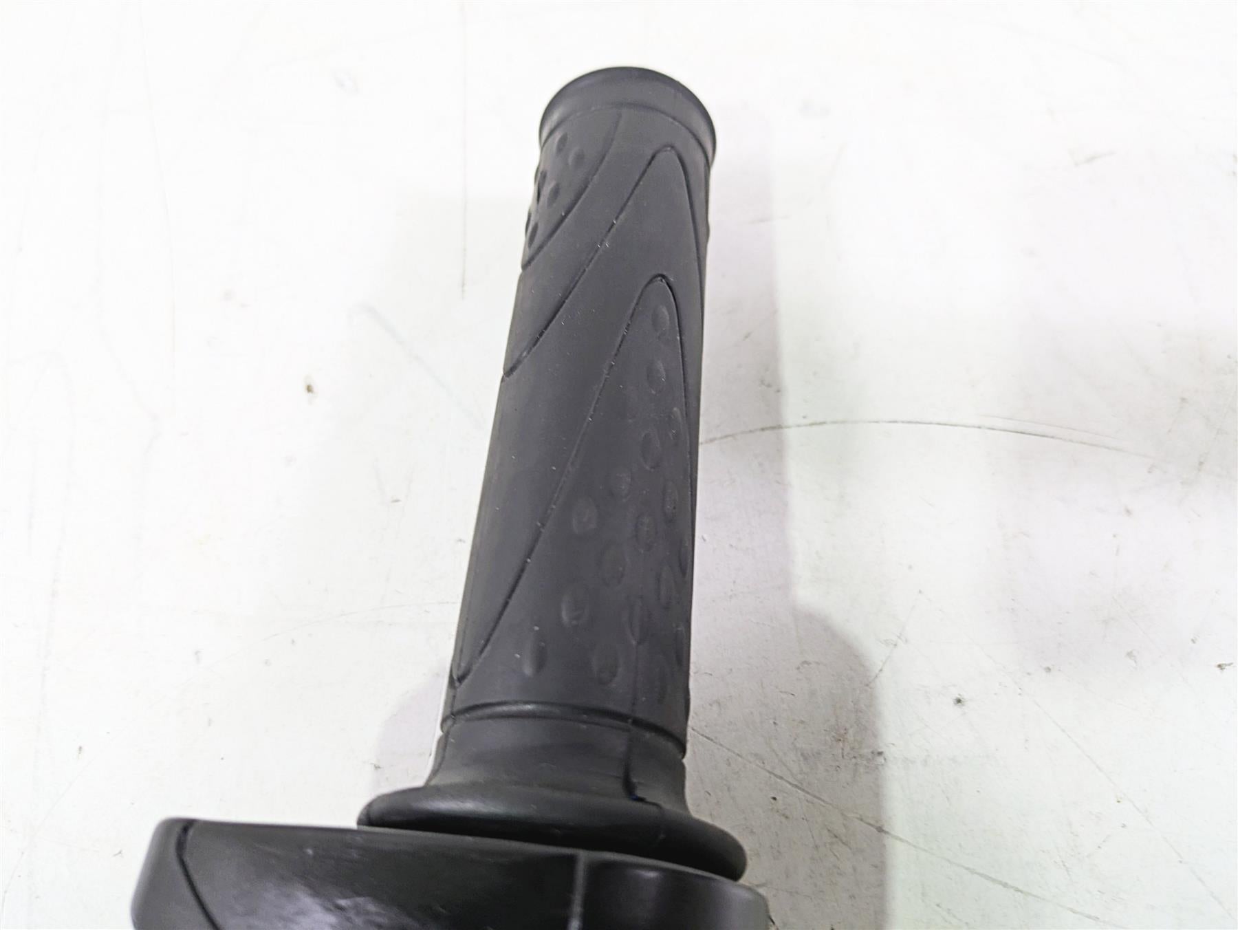 2022 MV Agusta F3 800 Rosso Ride Fly By Wire Throttle Grip 8E00B5444 {{ shop.shopifyCountryName }} - Mototech271