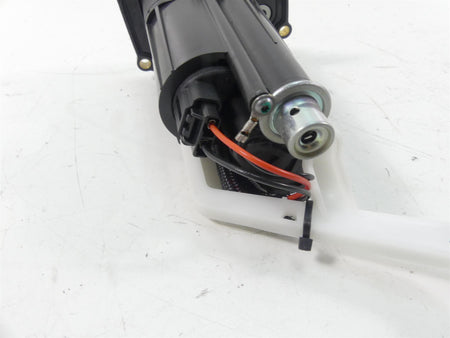 2018 Ducati Hypermotard 939 SP Fuel Gas Petrol Pump - Tested 16024281A {{ shop.shopifyCountryName }} - Mototech271