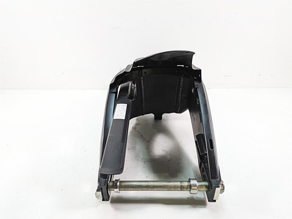 2022 Suzuki GSXR 750 Rear Swing Arm Swingarm 61000-14J01-YAP {{ shop.shopifyCountryName }} - Mototech271