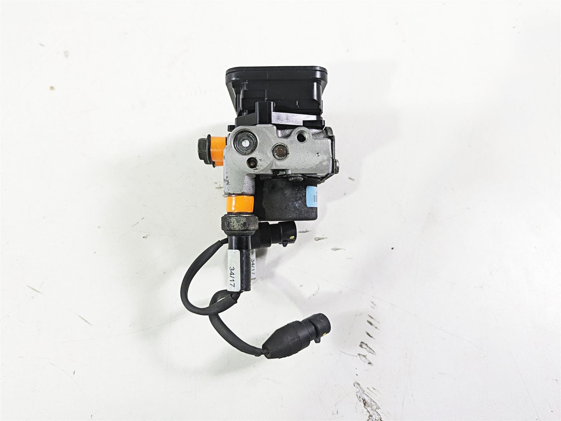 2018 Indian Chieftain Dark Horse Abs Brake Pump Module Unit 2204981 {{ shop.shopifyCountryName }} - Mototech271
