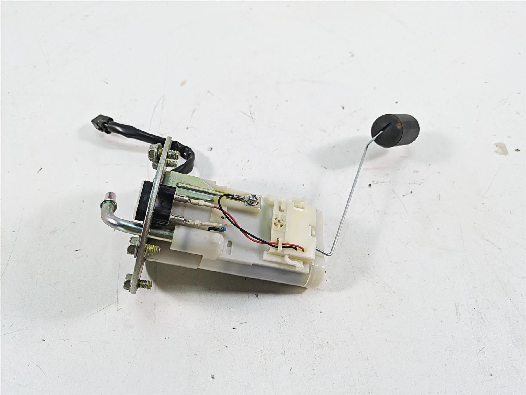 2016 Kawasaki Ninja EX300 Fuel Gas Petrol Pump & Sender -Tested 49040-0713 {{ shop.shopifyCountryName }} - Mototech271