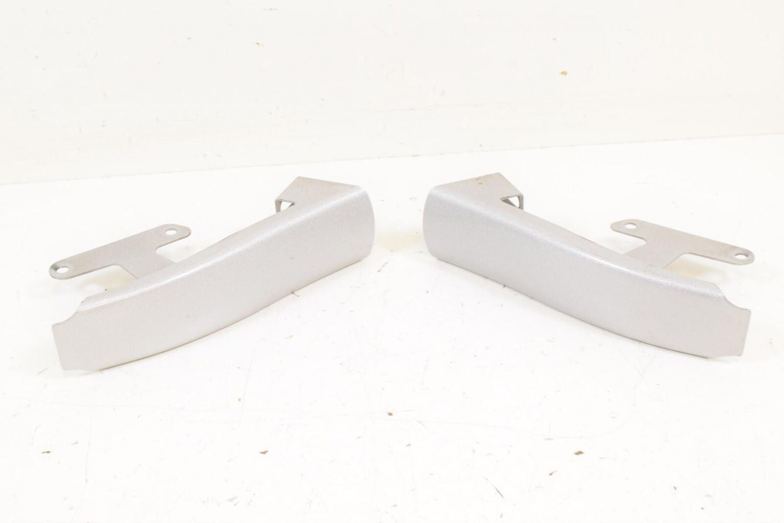 09 Harley FLHTCUSE4 CVO Electra Glide Rear  Saddlebag & Fender Infill Covers