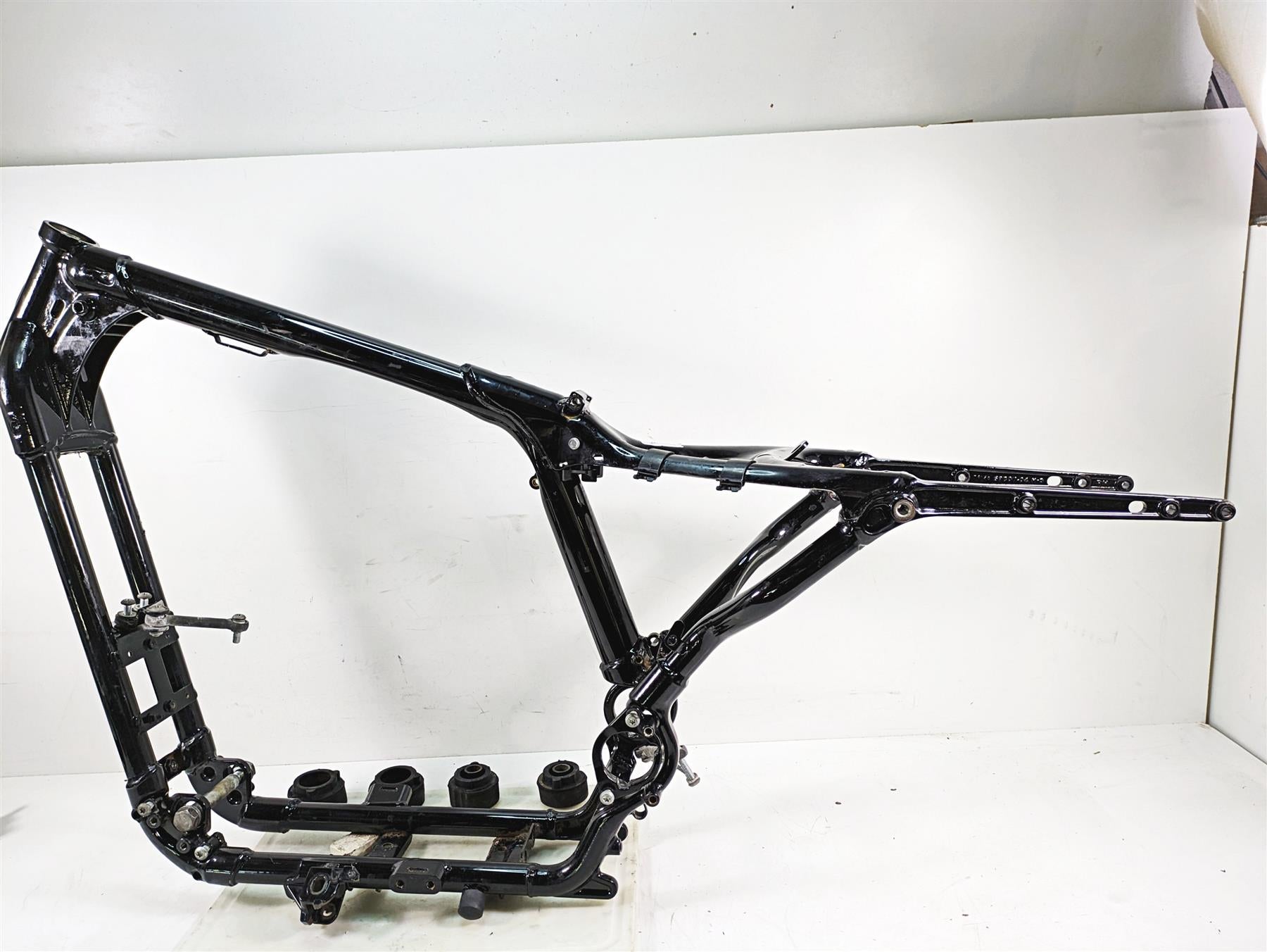 2019 Harley XL883N Sportster Iron Straight Main Frame Chassis Swingarm With Clean Texas Title 47000031 {{ shop.shopifyCountryName }} - Mototech271