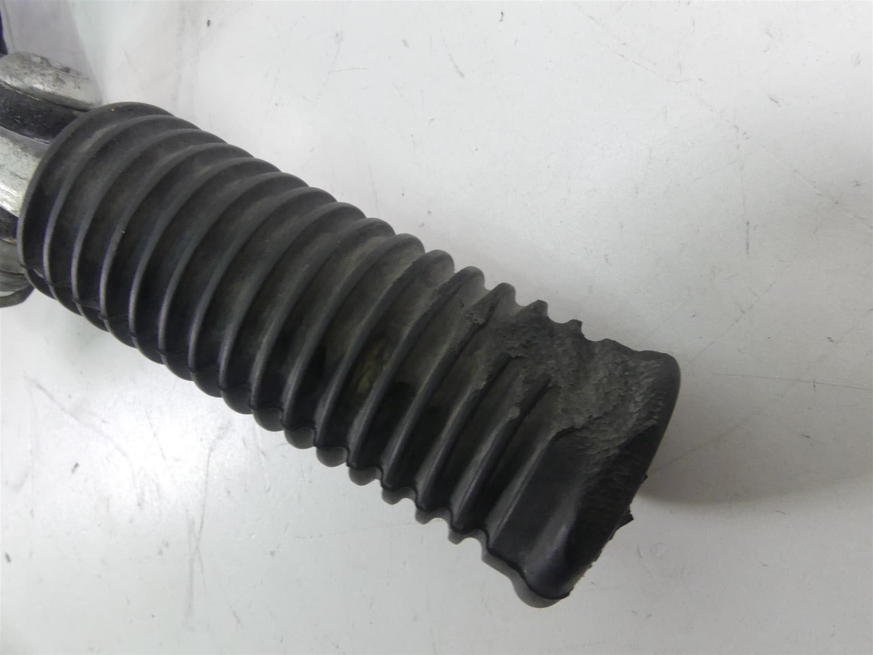 2015 Harley FXDF Dyna Fat Bob Front Left Fw Foot Peg + Shift Lever 33693-03 {{ shop.shopifyCountryName }} - Mototech271