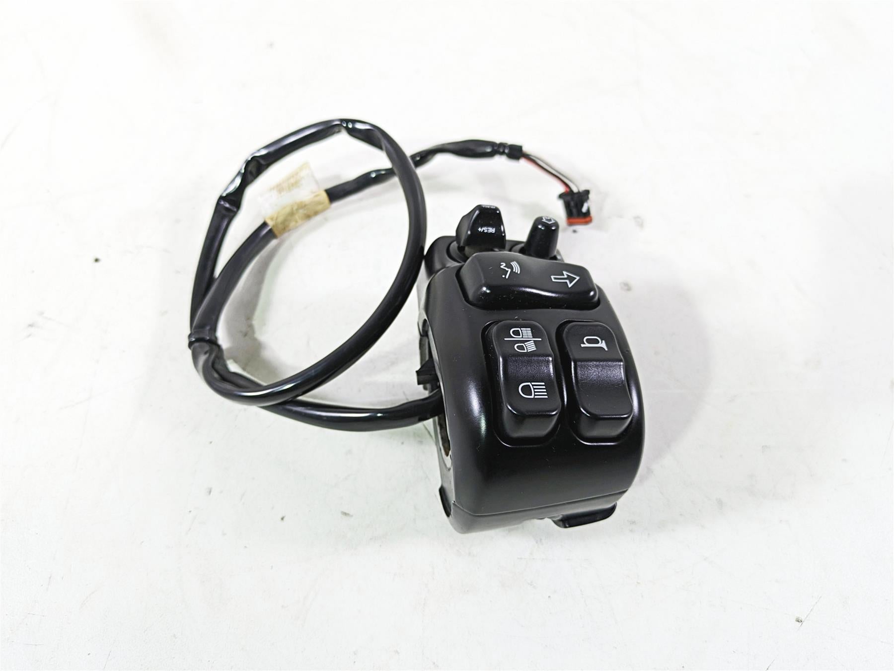 2017 Harley Touring FLTRXS Road Glide Left Hand Control Switch 71500128B {{ shop.shopifyCountryName }} - Mototech271