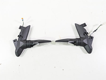 2023 Ducati Monster 937 SP Front Blinker Turn Signal Set 53010464B {{ shop.shopifyCountryName }} - Mototech271