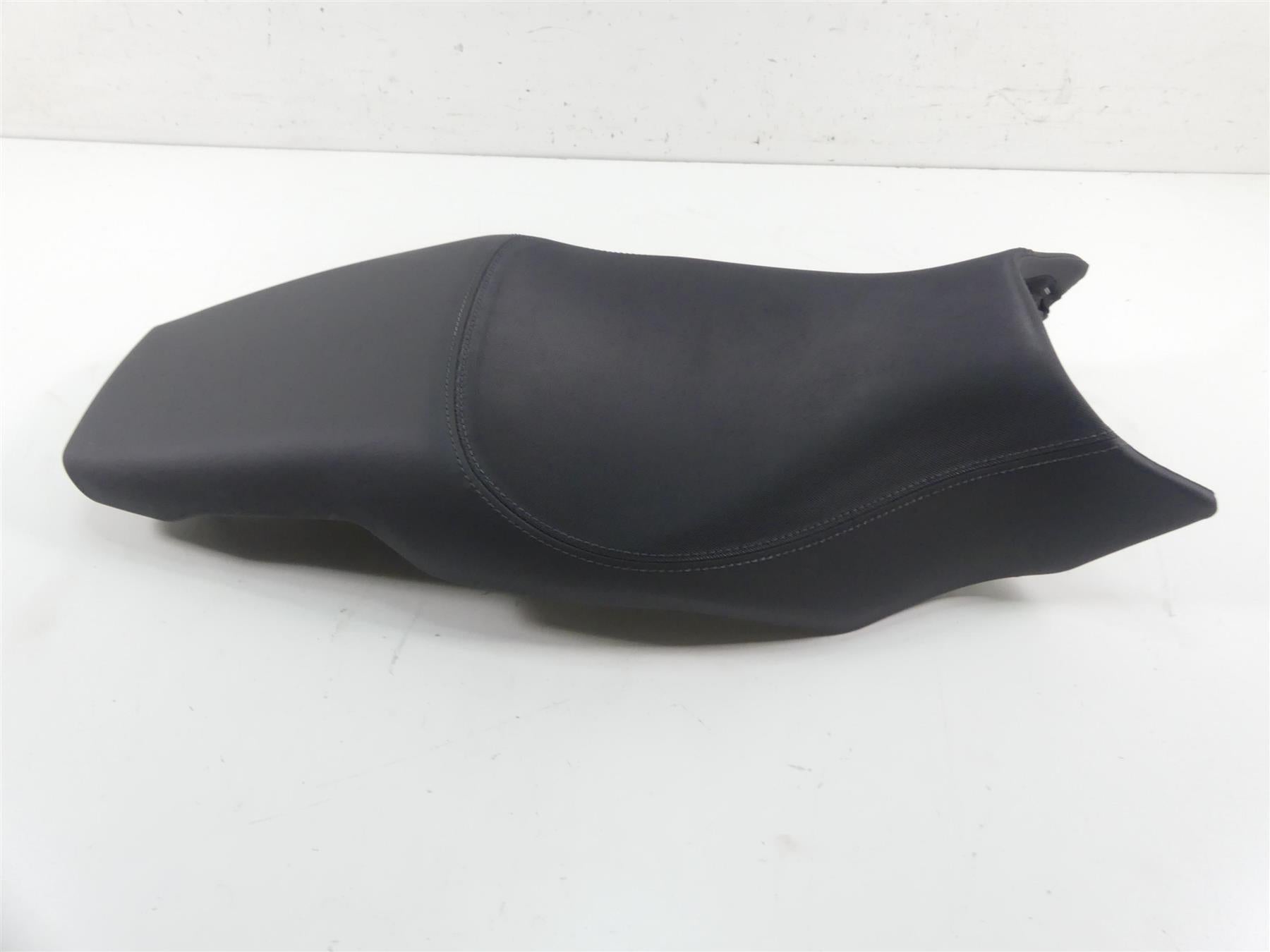 2022 Indian FTR1200 S Nice Driver Passenger Dual Seat Saddle - No Tears 2689573