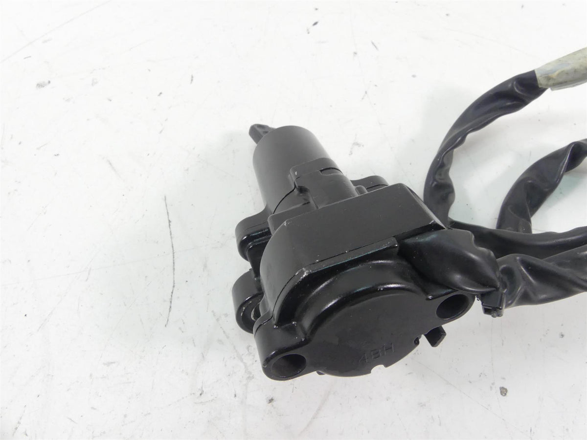 2008 Yamaha FZ1 Fazer Ignition Switch Seat Fuel Gas Cap Key Lock 3C3-82501-10-00 {{ shop.shopifyCountryName }} - Mototech271