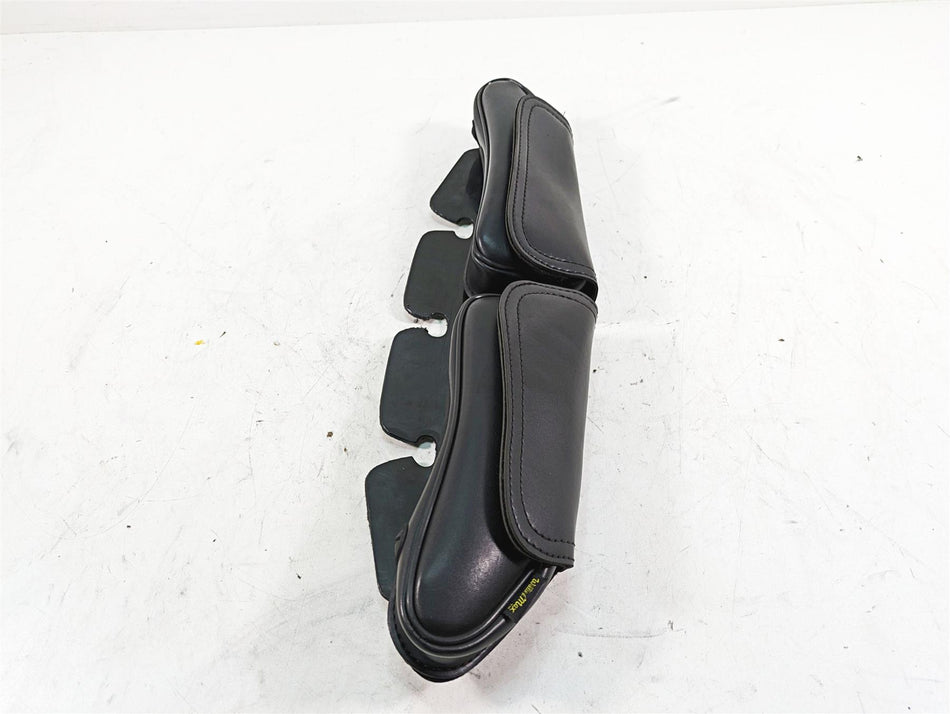2010 Harley Touring FLHTCU Electra Glide Willie Max Windshield Bags 4725 {{ shop.shopifyCountryName }} - Mototech271