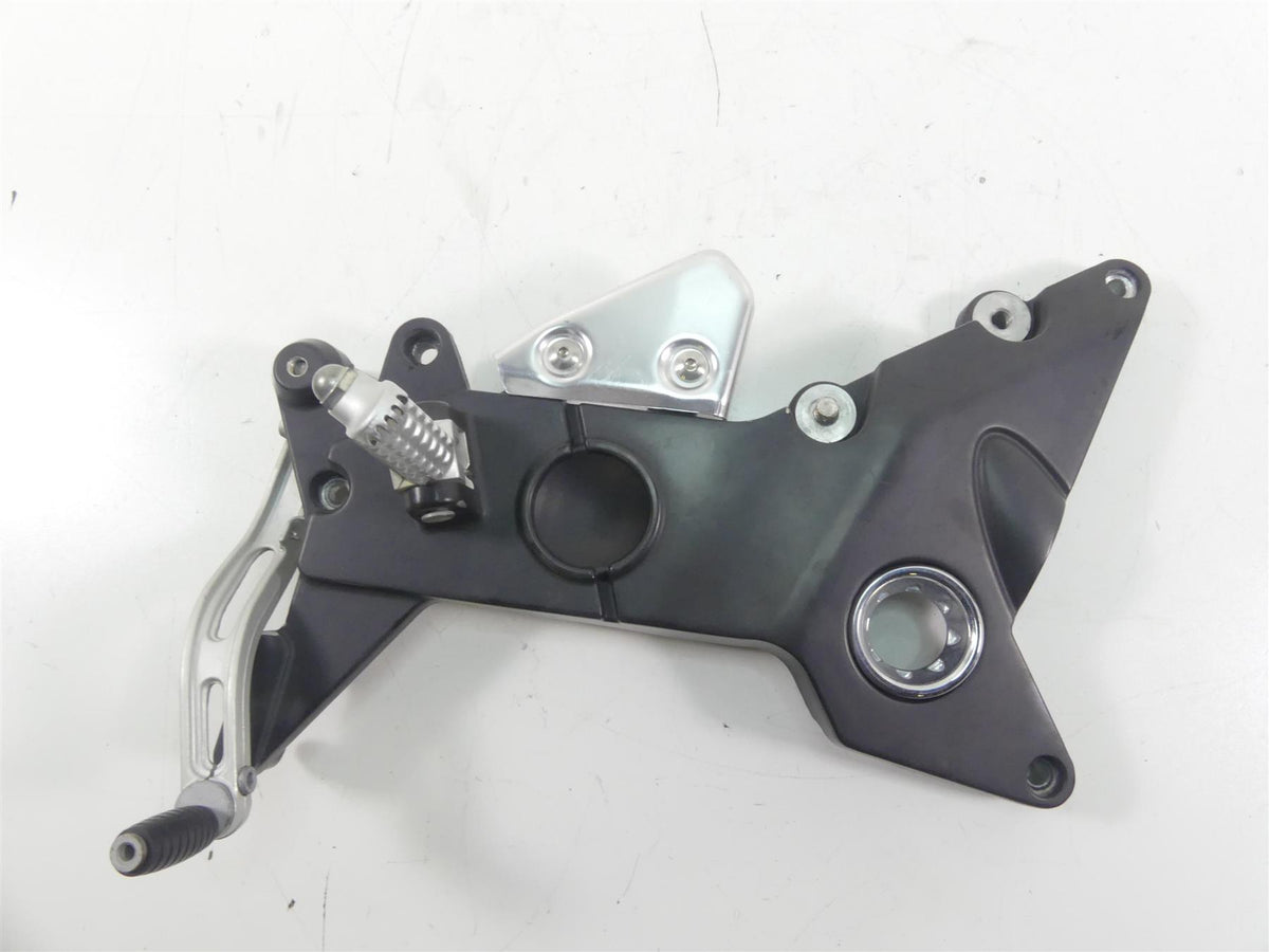 2014 Moto Guzzi Griso 1200 SE 8V Front Right Footpeg & Brake Ped GU06677000 {{ shop.shopifyCountryName }} - Mototech271