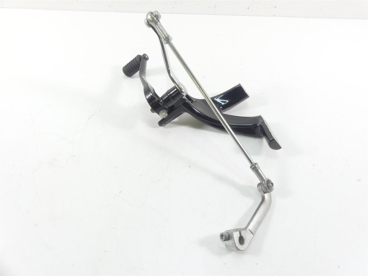 2018 Harley Softail FXFB Fat Bob Left Rider Footpeg Mount & Shifter FW 33600134 {{ shop.shopifyCountryName }} - Mototech271