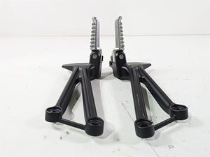2022 Kawasaki ZR900RS Cafe Rear Passenger Foot Peg Rest Set 35063-1393-18R | Mototech271