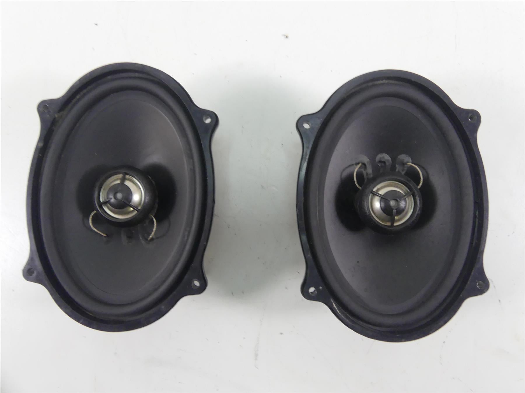 2011 Harley Touring FLTRU Road Glide Front Hogtunes Gen3 5x7 Speaker Set 3572-AA {{ shop.shopifyCountryName }} - Mototech271