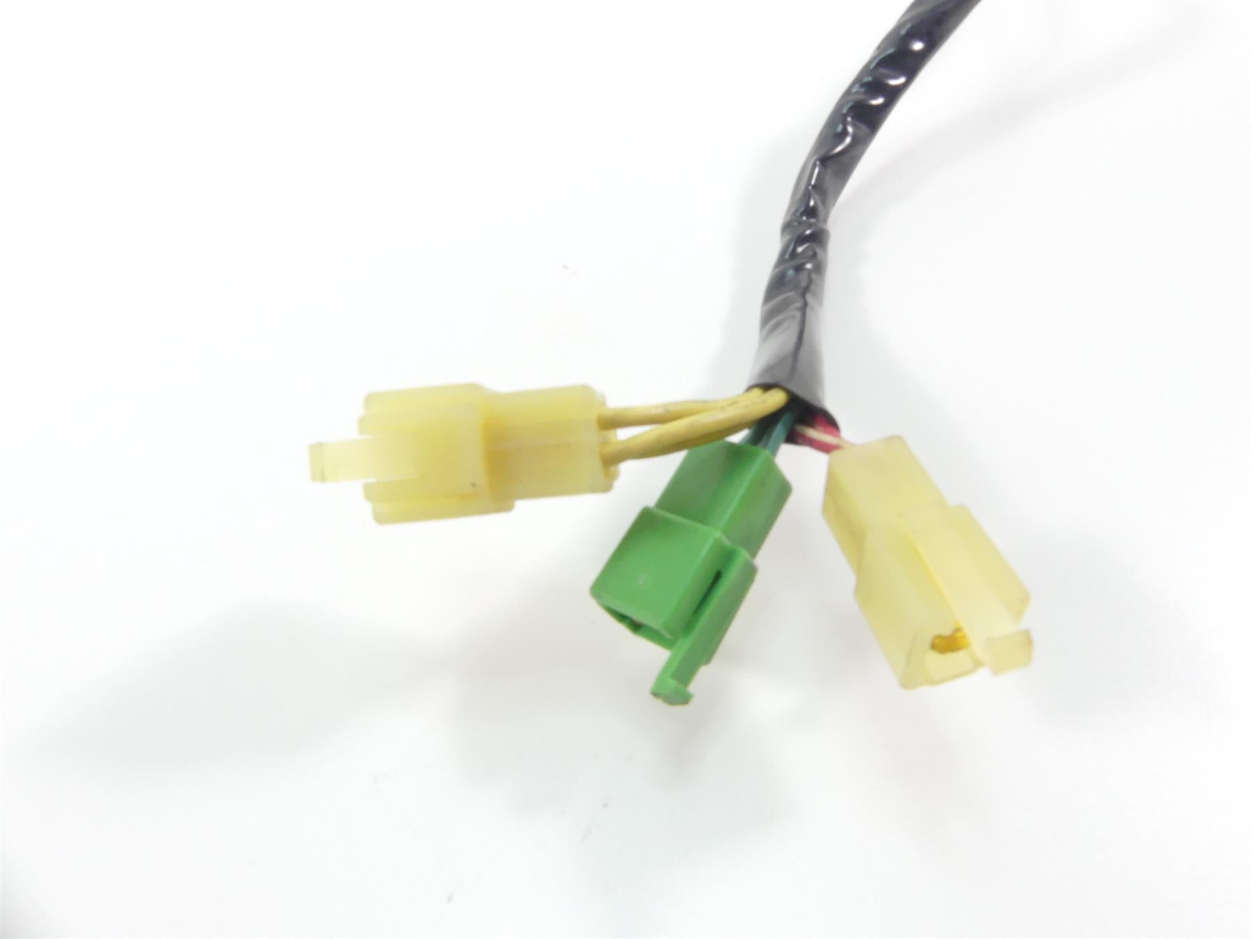 2003 Honda VT1100 C2 Shadow Sabre Rectifier Voltage Regulator 31600-MCK-A01 {{ shop.shopifyCountryName }} - Mototech271