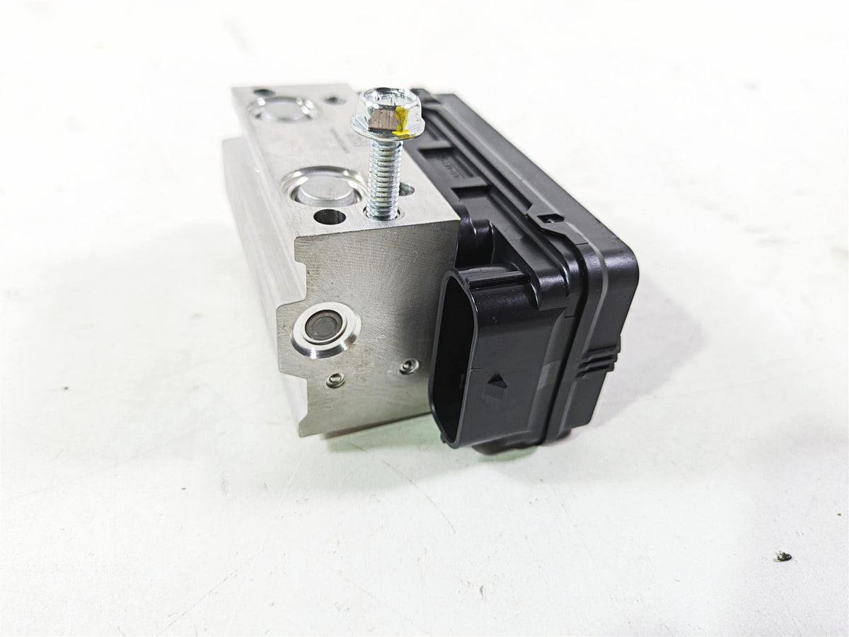 2023 Kawasaki KLR KL 650 Adventure Abs Brake Pump Module Unit -Tested 16082-0852 {{ shop.shopifyCountryName }} - Mototech271