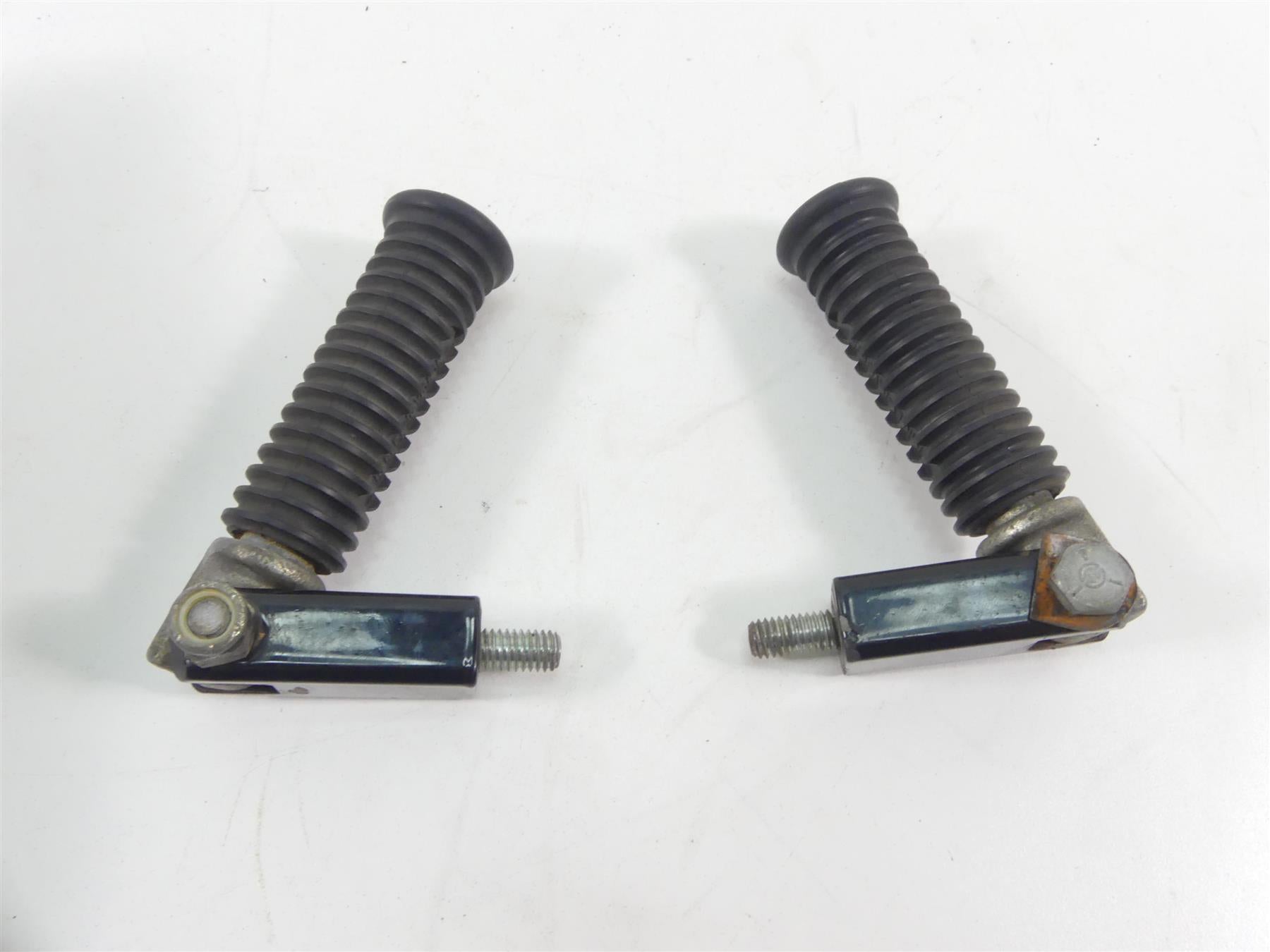 1999 Harley Davidson Sportster XL1200 Rear Passenger Foot Peg Set 50615-83 {{ shop.shopifyCountryName }} - Mototech271