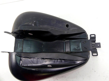 2011 Harley Touring FLTRX Road Glide Fuel Gas Petrol Tank - Dented 61356-08 {{ shop.shopifyCountryName }} - Mototech271
