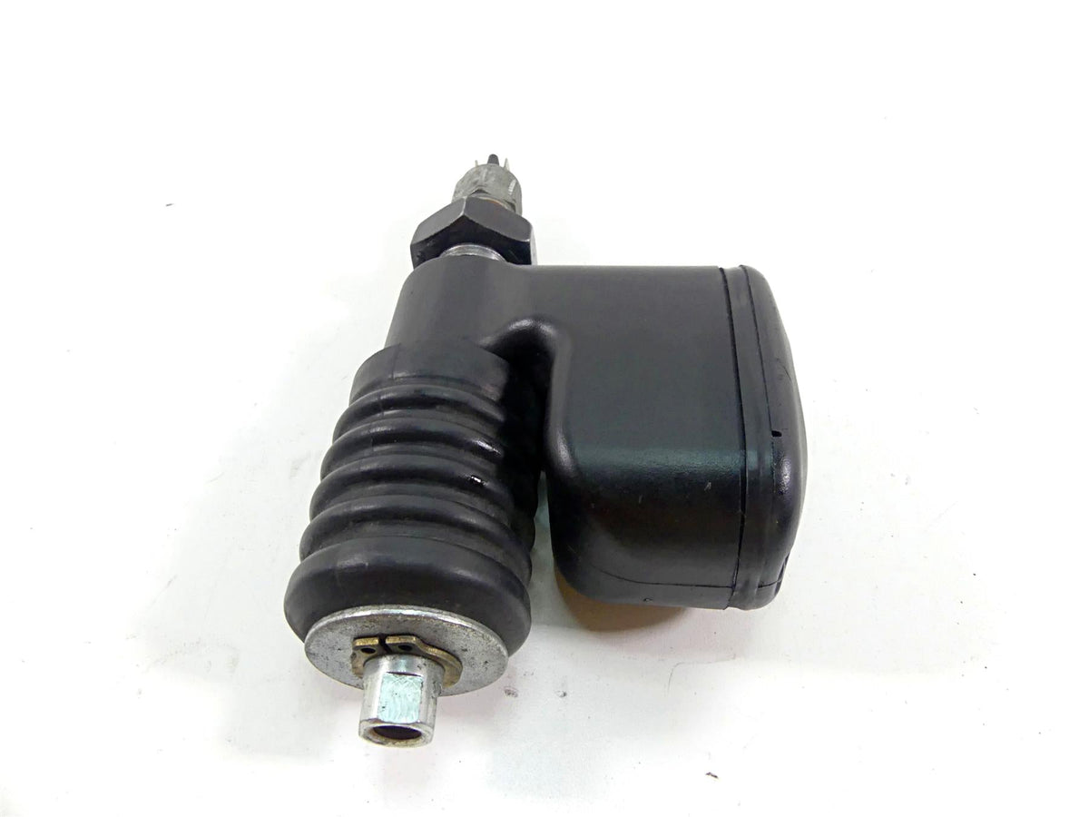 2014 Harley Dyna FXDB Street Bob Rear Brake Master Cylinder 42474-06C {{ shop.shopifyCountryName }} - Mototech271