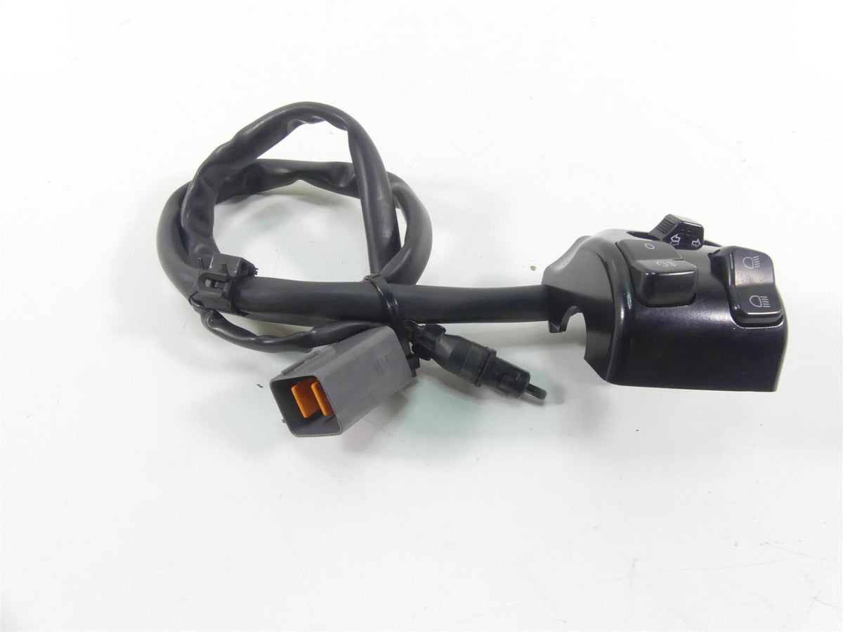 2013 Triumph Rocket 3 Touring Left Hand Light Blinker Control Switch T2046759 {{ shop.shopifyCountryName }} - Mototech271