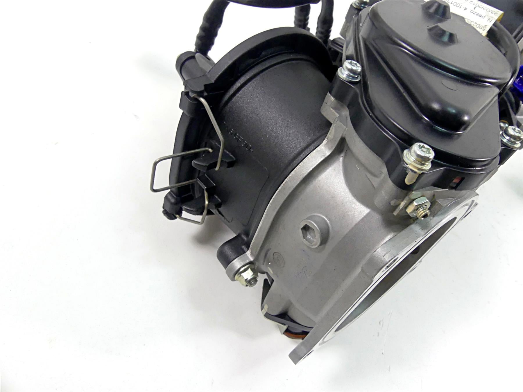 2012 Ducati Panigale 1199S Mikuni Throttle Body Set & Air Box Cover 28240892A {{ shop.shopifyCountryName }} - Mototech271