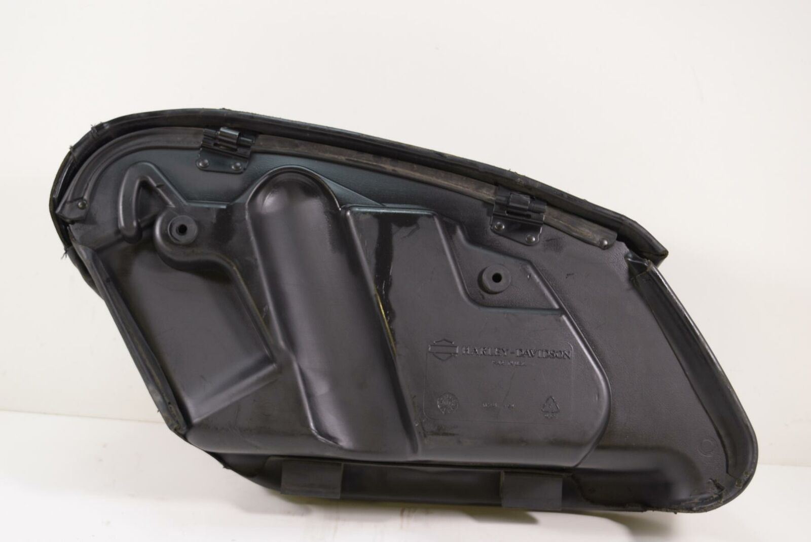 2000 Harley Touring FLHR Road King Right Saddlebag Saddle Bag 07396 - RH {{ shop.shopifyCountryName }} - Mototech271