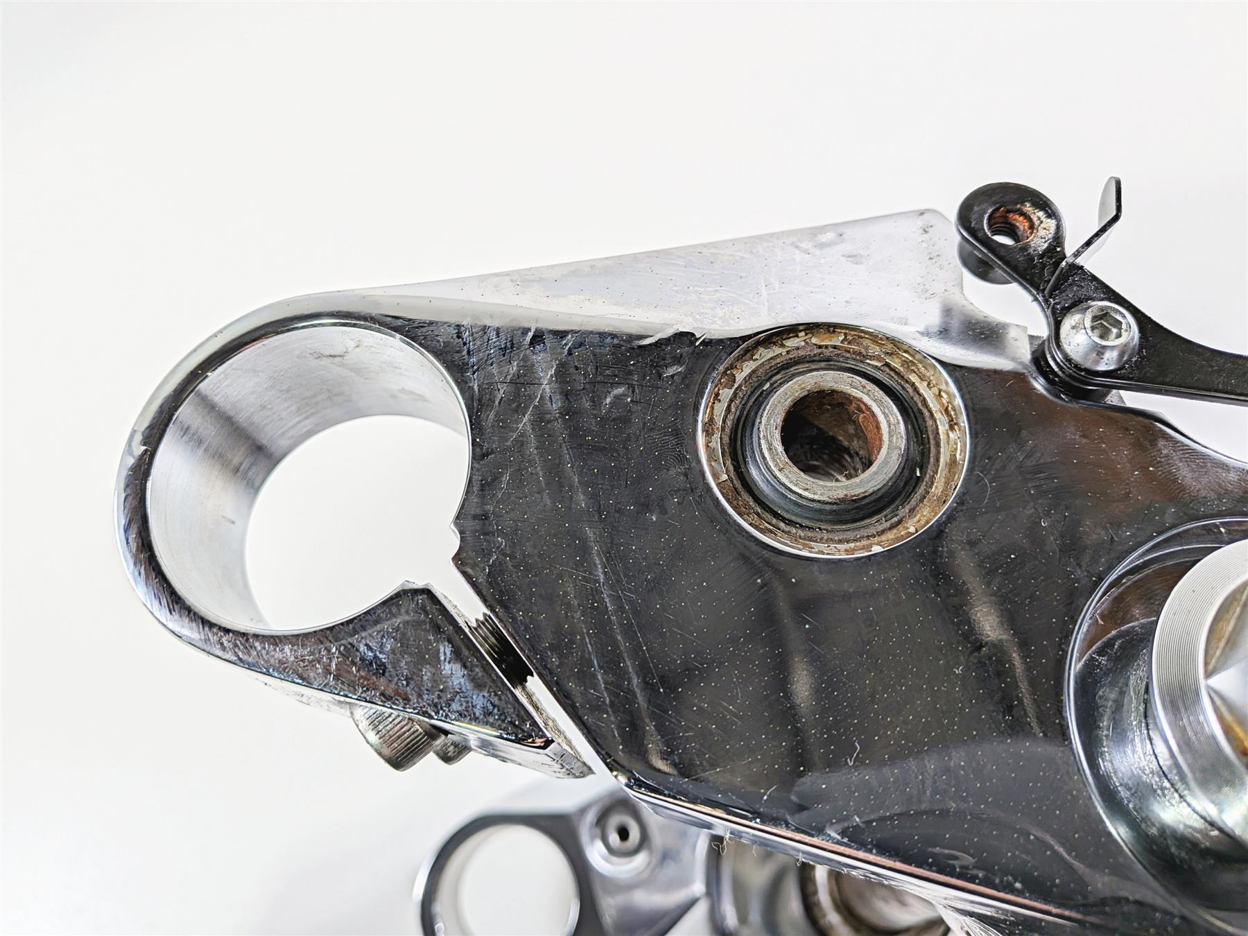 2012 Yamaha XV1900 Raider S Upper & Lower Triple Tree Chrome READ 5C7-23340-00 {{ shop.shopifyCountryName }} - Mototech271