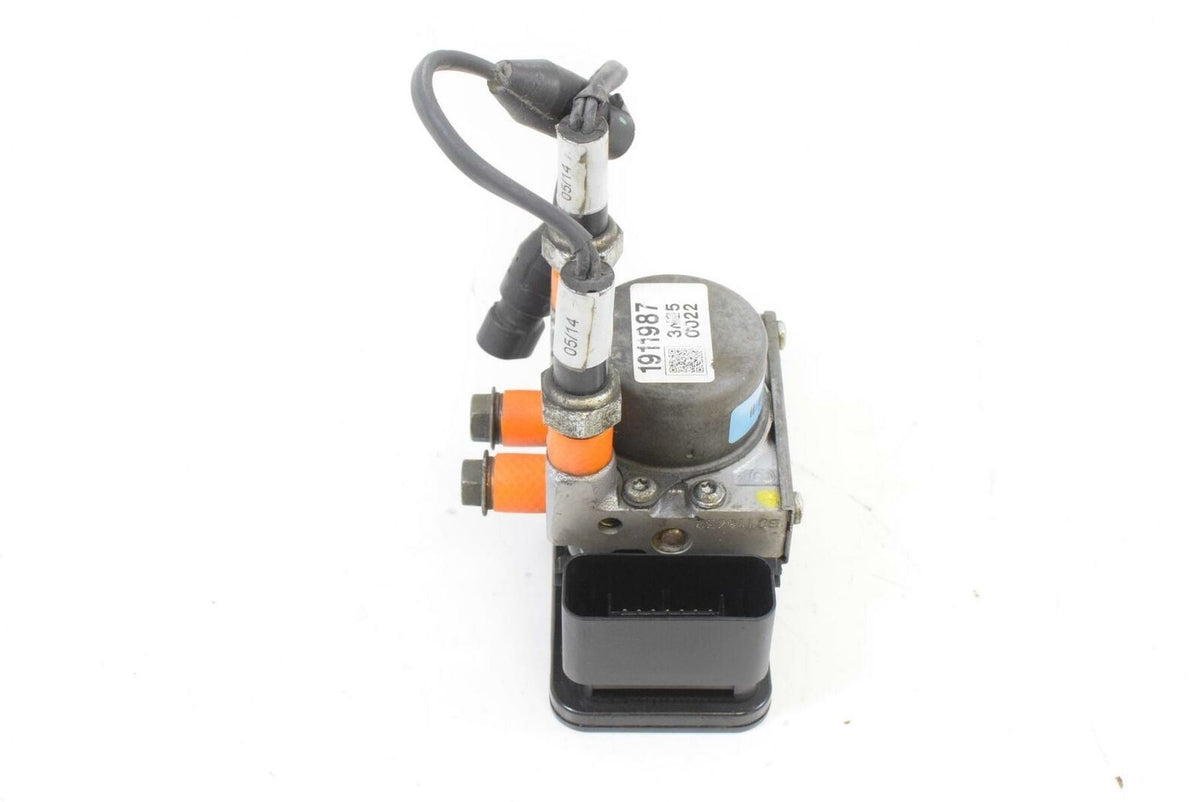 2014 Indian Chief Vintage Abs Module Brake Pump 2204981 {{ shop.shopifyCountryName }} - Mototech271