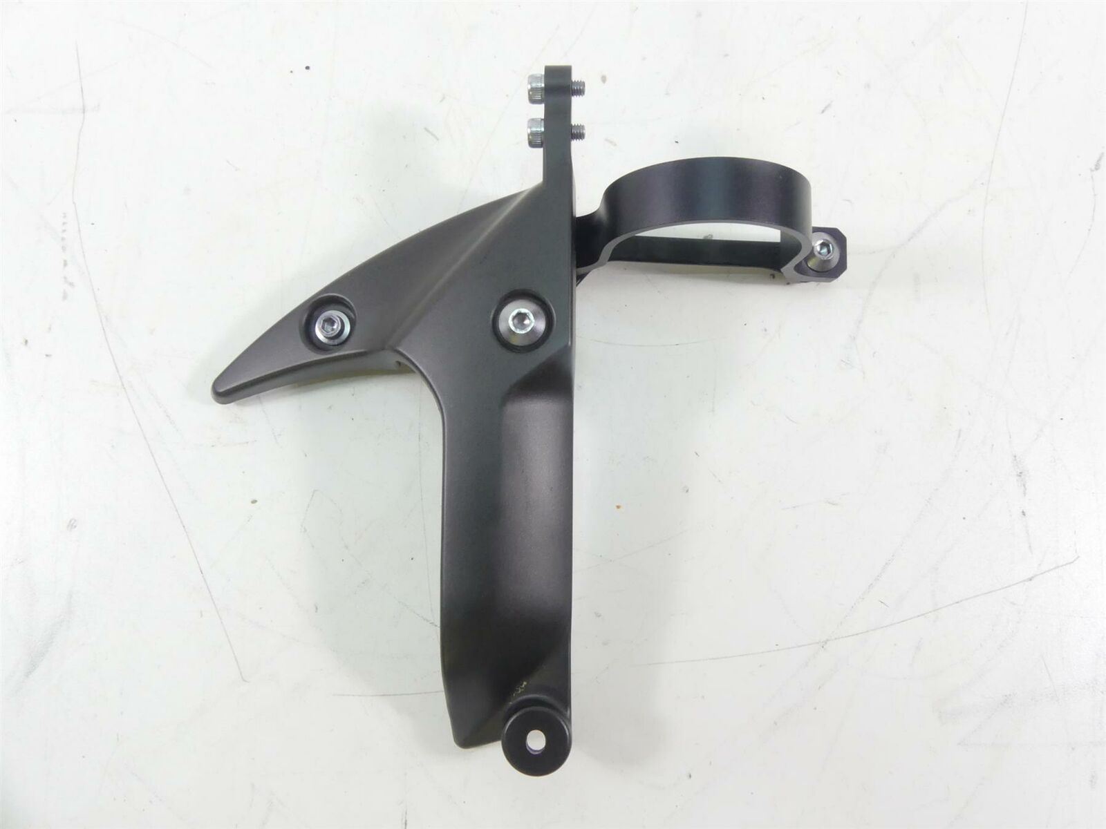 2020 Yamaha VMX17 1700 Left Side Front Fender Tire Hugger Mount 2S3-23361-00-P1 {{ shop.shopifyCountryName }} - Mototech271