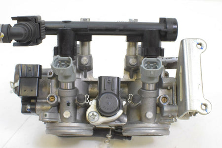 2015 Yamaha YZFR3 YZF R3 Keihin Throttle Body Fuel Injector 2MS-E3750-00-00 {{ shop.shopifyCountryName }} - Mototech271