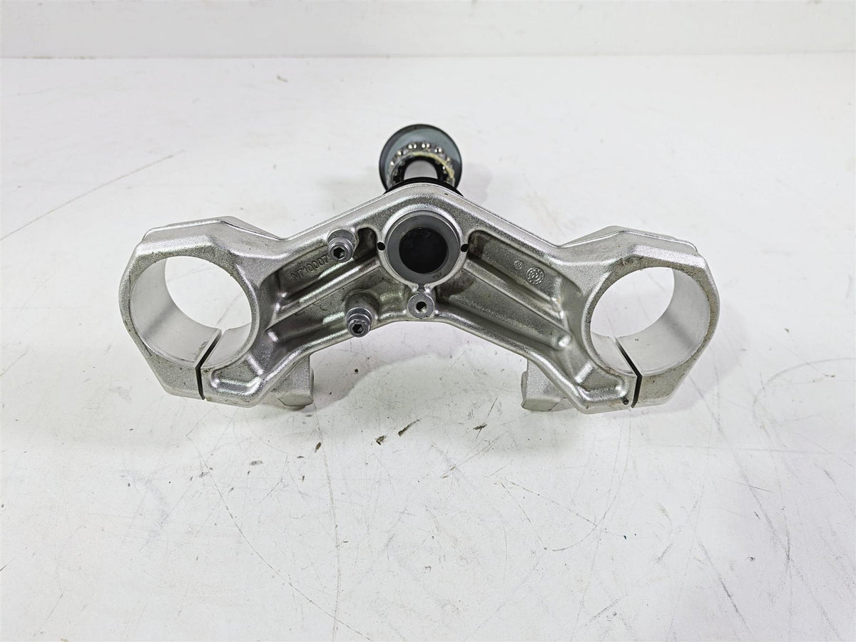 2023 BMW G310R K03 Lower Triple Tree Steering Clamp 31428557754 {{ shop.shopifyCountryName }} - Mototech271